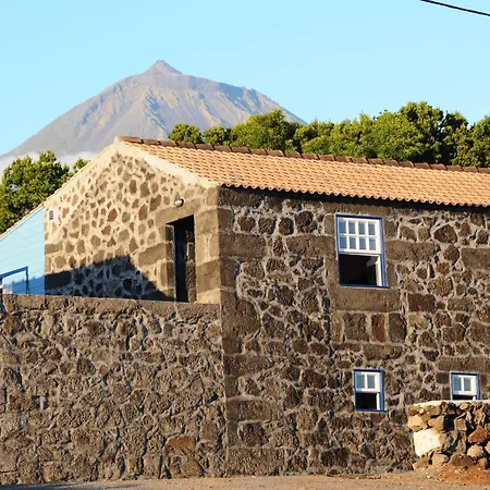 Casas Portas Do Mar E Portas Do Sol São Roque do Pico