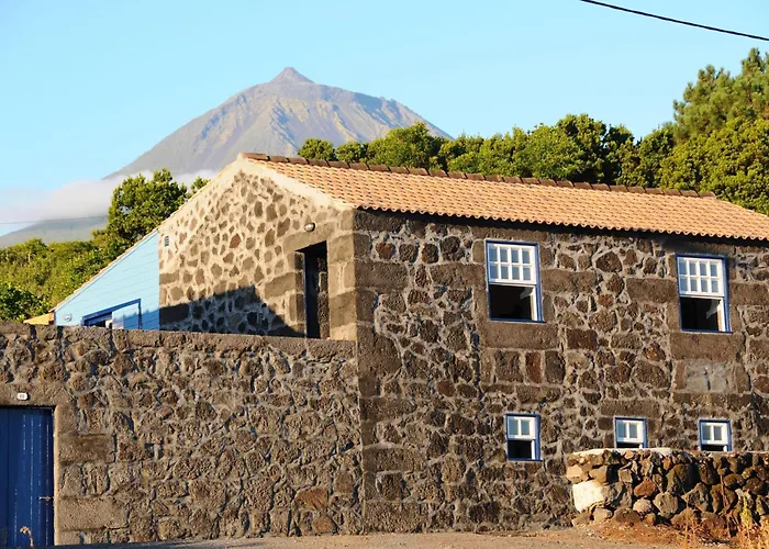 Casas Portas Do Mar E Portas Do Sol São Roque do Pico