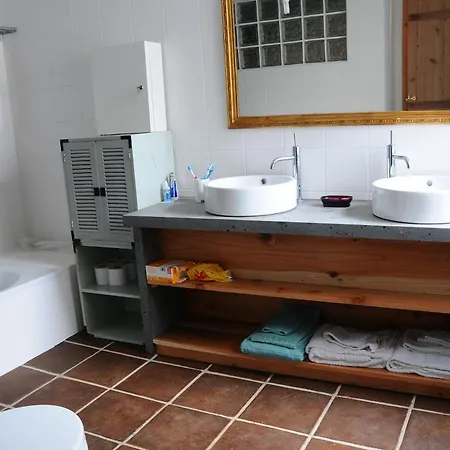 Casas Portas Do Mar E Portas Do Sol Holiday home *