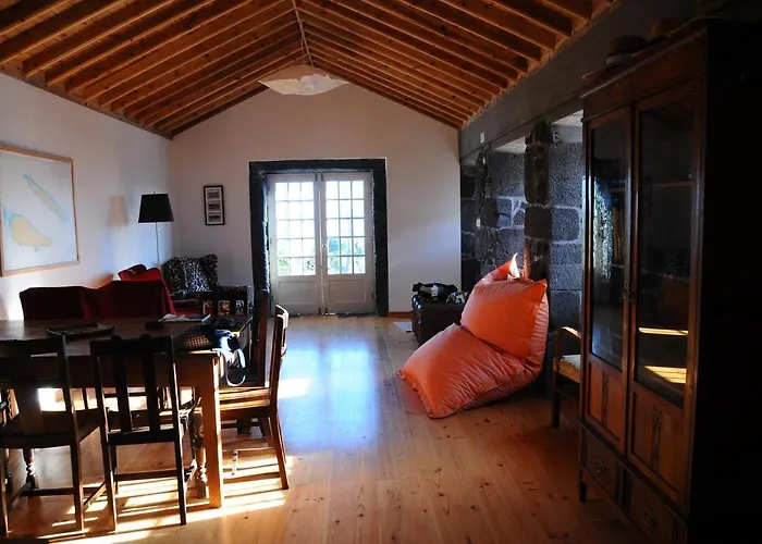 Casas Portas Do Mar E Portas Do Sol São Roque do Pico